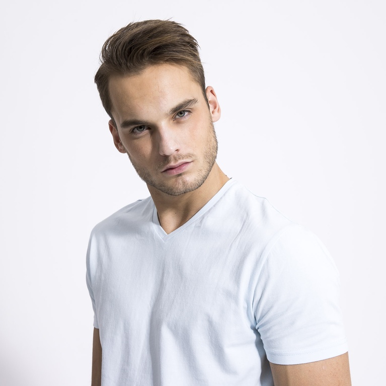 T-shirt med V-hals "Conrad" T-shirt med V-hals "Conrad"